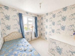 Bedroom- click for photo gallery